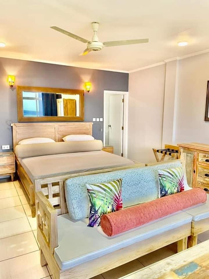 Beau Vallon Studios - Apartments Vacation Rentals Victoria Kültér fotó