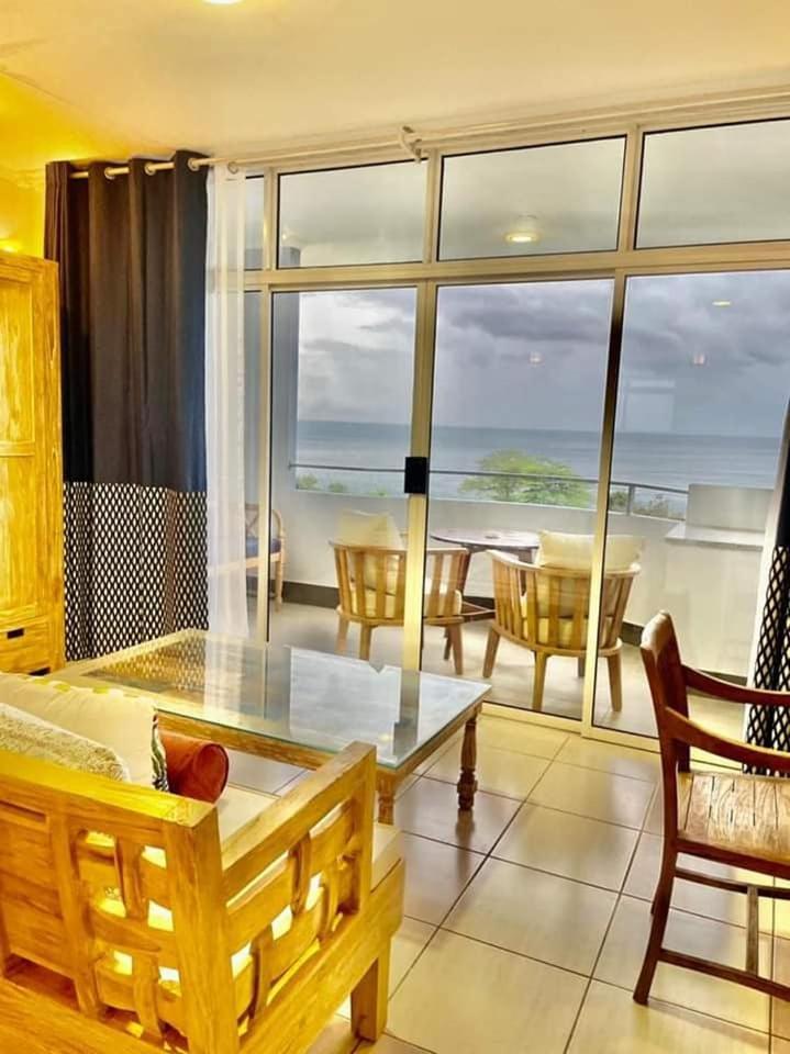 Beau Vallon Studios - Apartments Vacation Rentals Victoria Kültér fotó
